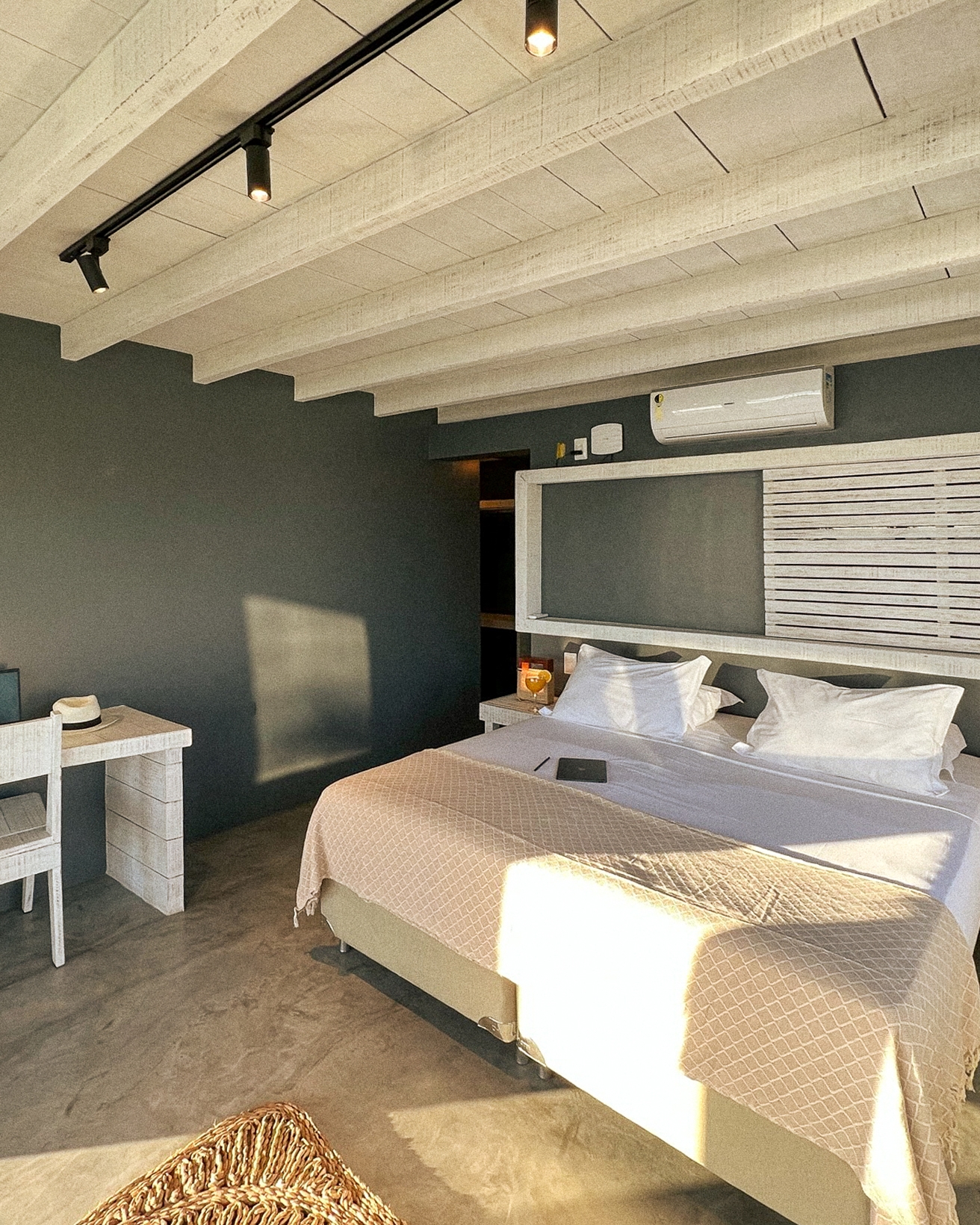3/6 - Suite matrimonial con aire acondicionado de la Casa de Mar con Piscina, Club de Mar