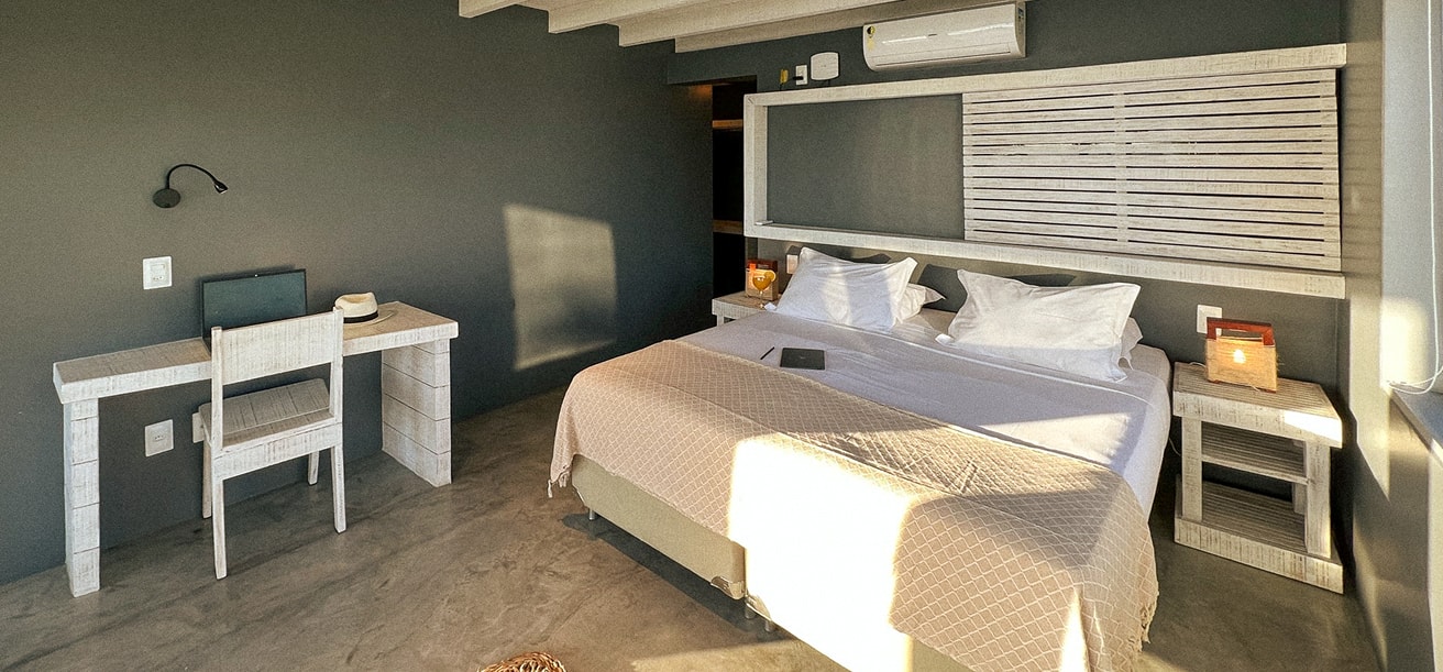 Área de descanso com piscina