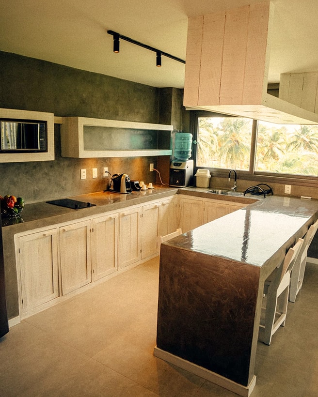 3/6 - Cozinha integrada e equipada