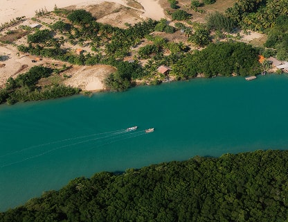 Imagem area de um rio da região de Icaraizinho